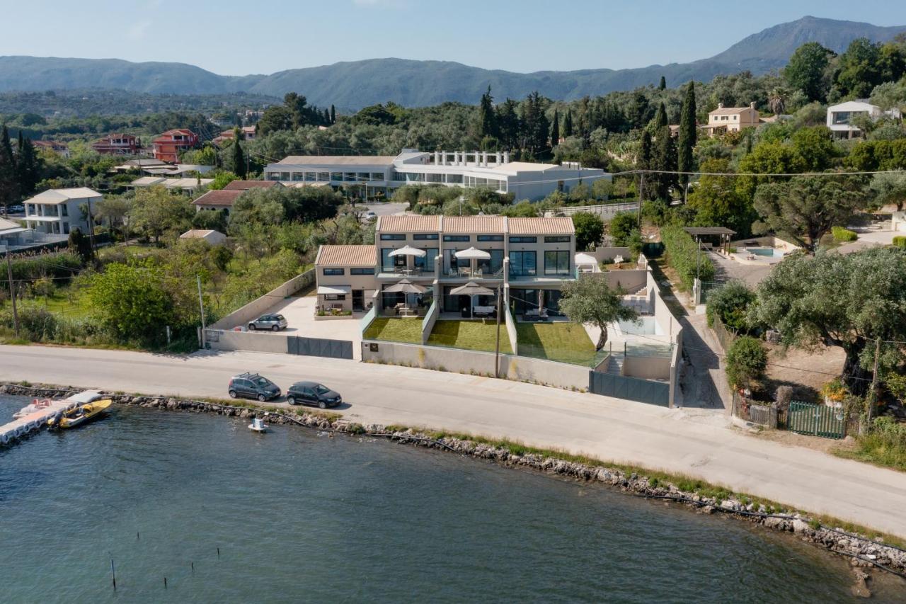 Swans Luxury Homes Koméno Kültér fotó